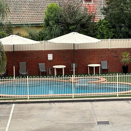 Courtyard Motor Inn Shepparton Kültér fotó