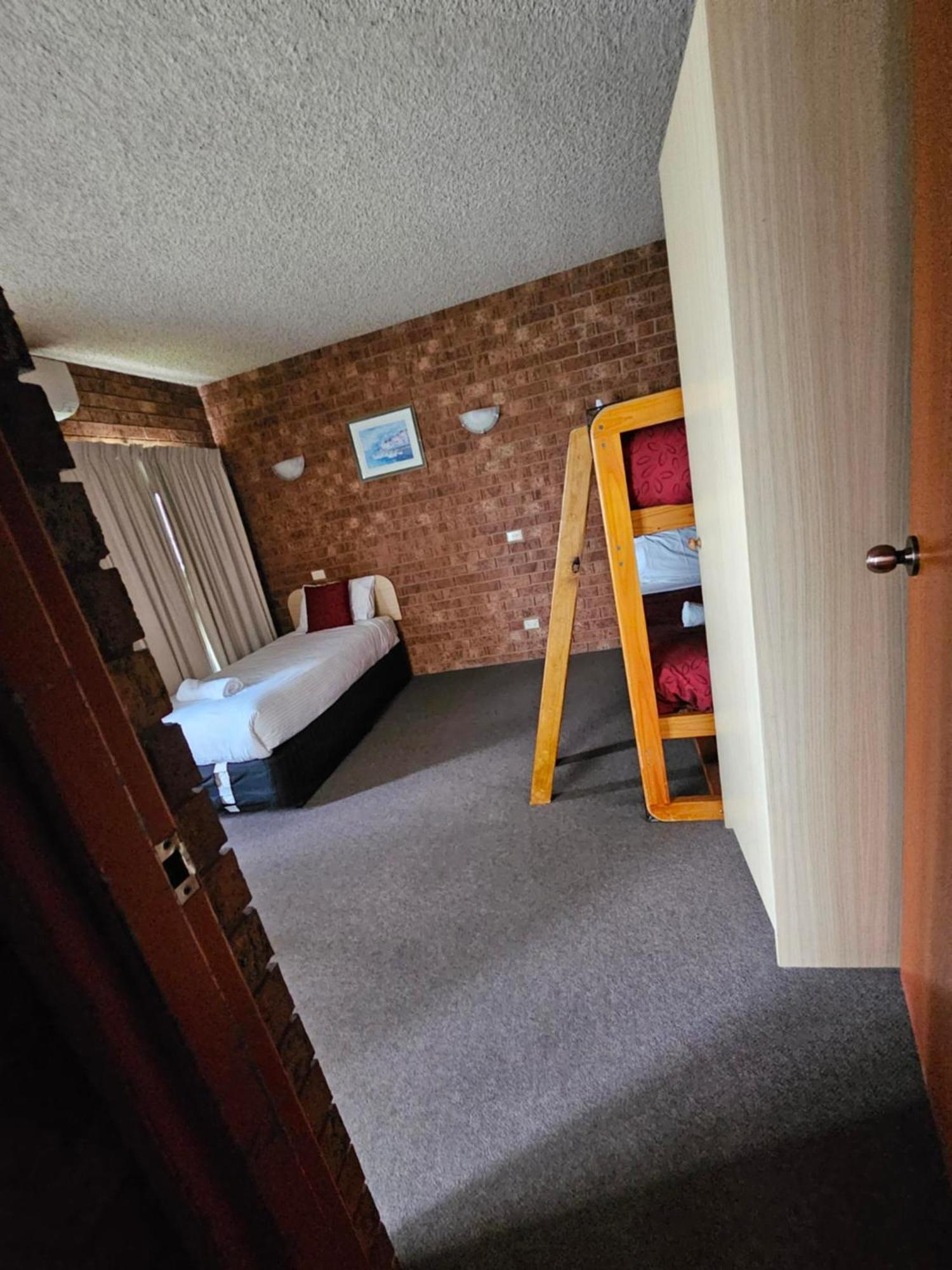 Courtyard Motor Inn Shepparton Kültér fotó